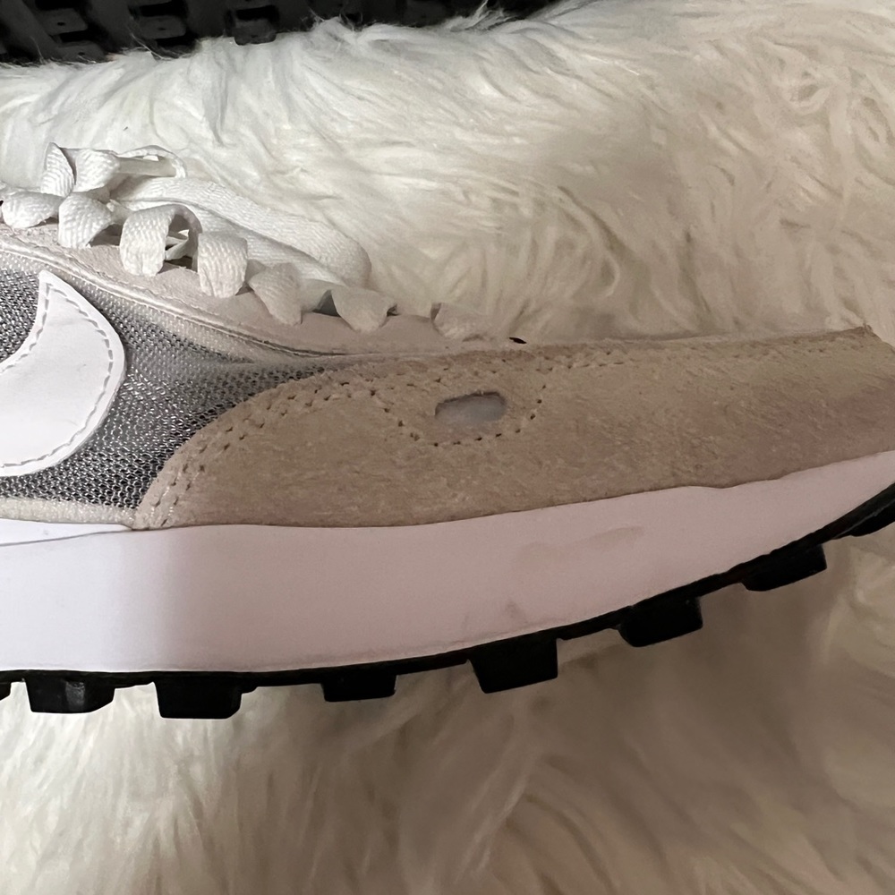 Nike Waffle One Sneaker - Women 6.5 - Picture 2 of 5